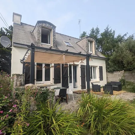 Holiday home Charmante Maison Avec Jardin Pour 4,